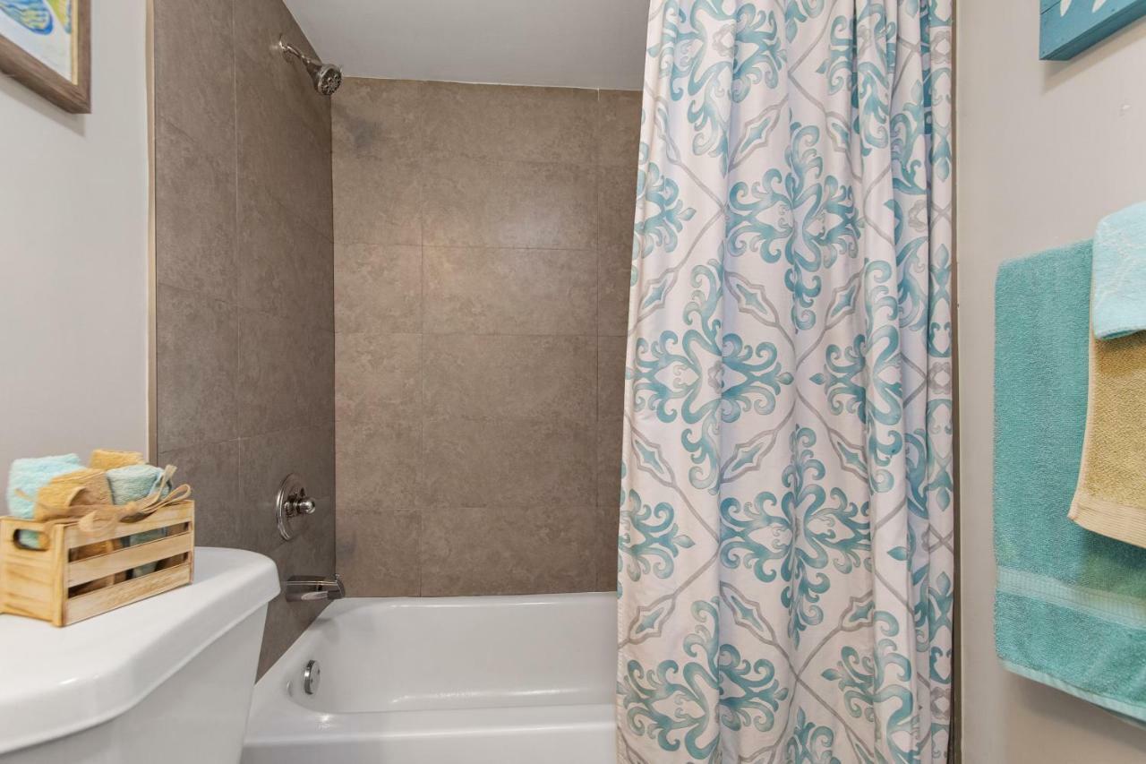 2 Bedroom 2 Bath With Patio On 11Th Collins Ave 마이애미 비치 외부 사진